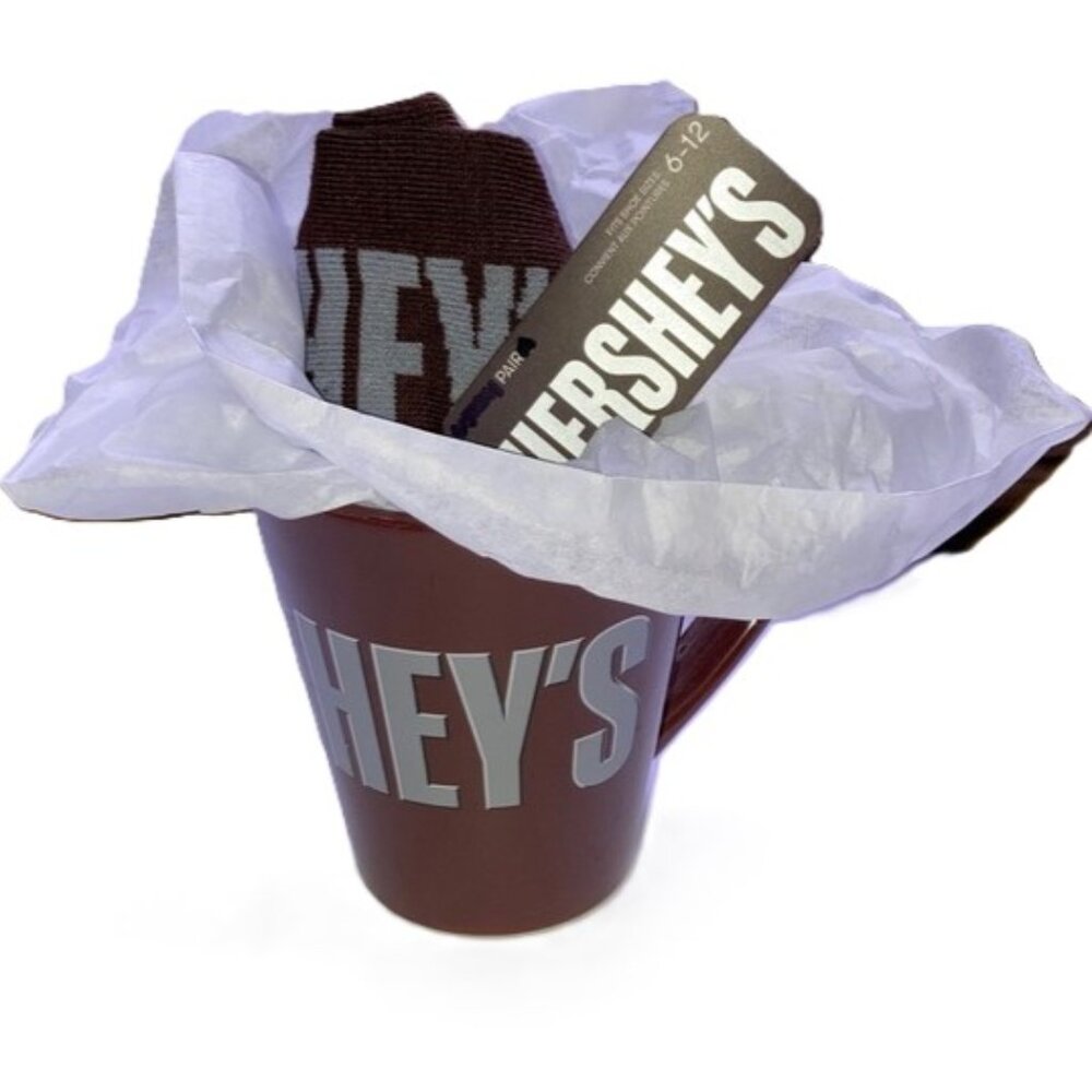 HERSHEY’S Milk Chocolate Mug and Pair of Hershey's Socks  GIFT SET